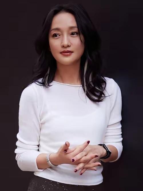 周迅美了美了！[比心][比心][比心]
周迅风采依旧！[赞][赞][赞]
周迅魅