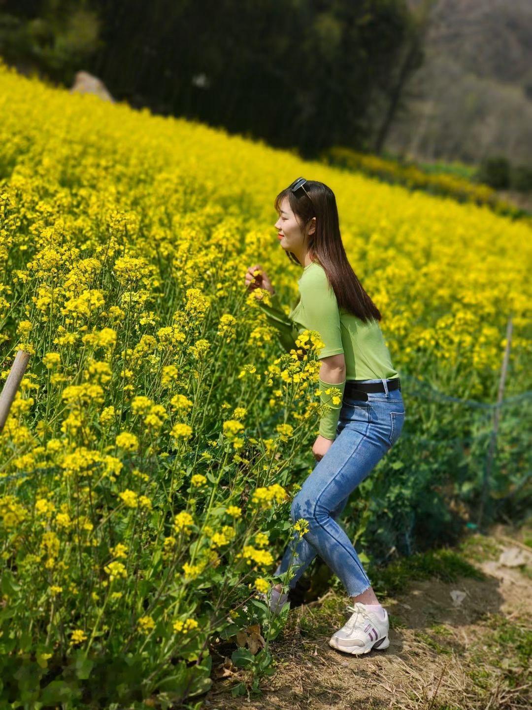 各有各的难言之隐，各有各的身不由己，那些不能诉说的心事，无人共鸣的情绪...