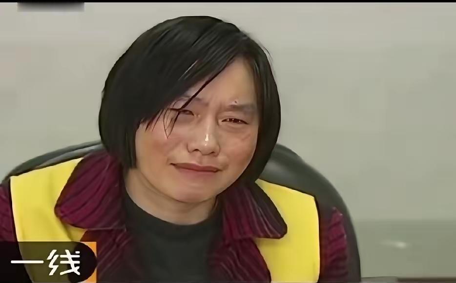 案件实录：男子趁少妇丈夫不在家，强行发生关系，为了脸面少妇不敢报警。

一桩十多