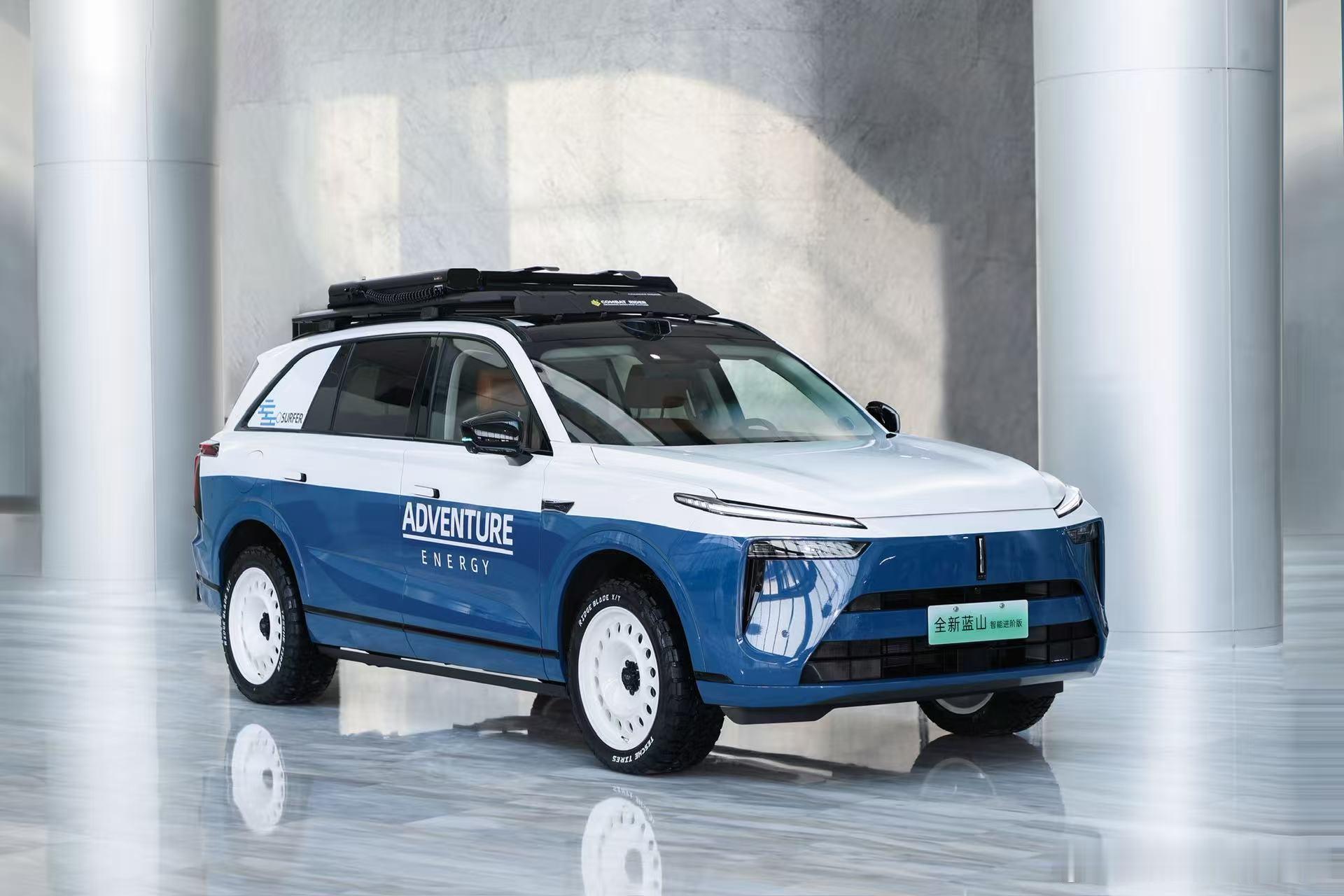 当中国智能座舱渗透率冲到73%，远超全球58%的平均水平，这场“座舱革命”早已吸