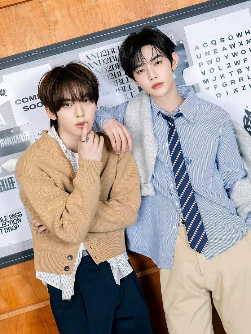 AND2BLE 公式照 章昊 韩维辰同框 谁 win 了 谁磕到了 