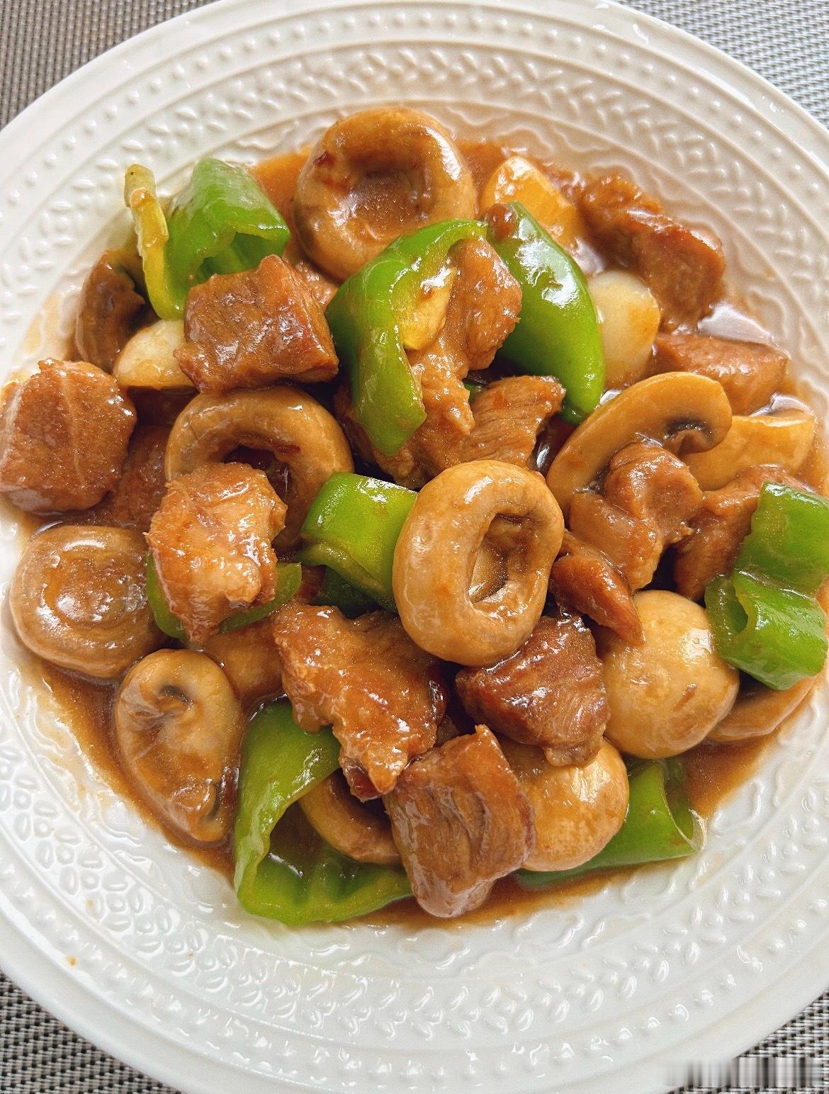 家人们！鲜嫩多汁+口感丰富+汤汁泡饭🍚懒人版做法，吃一次就会有第二次1⃣️梅花