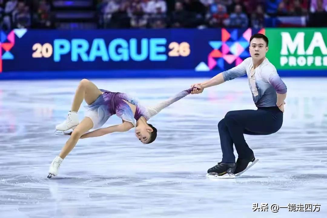 花样滑冰世界锦标赛在捷克首都布拉格落幕，中国队在四个项目中有三项进入第二阶段的自