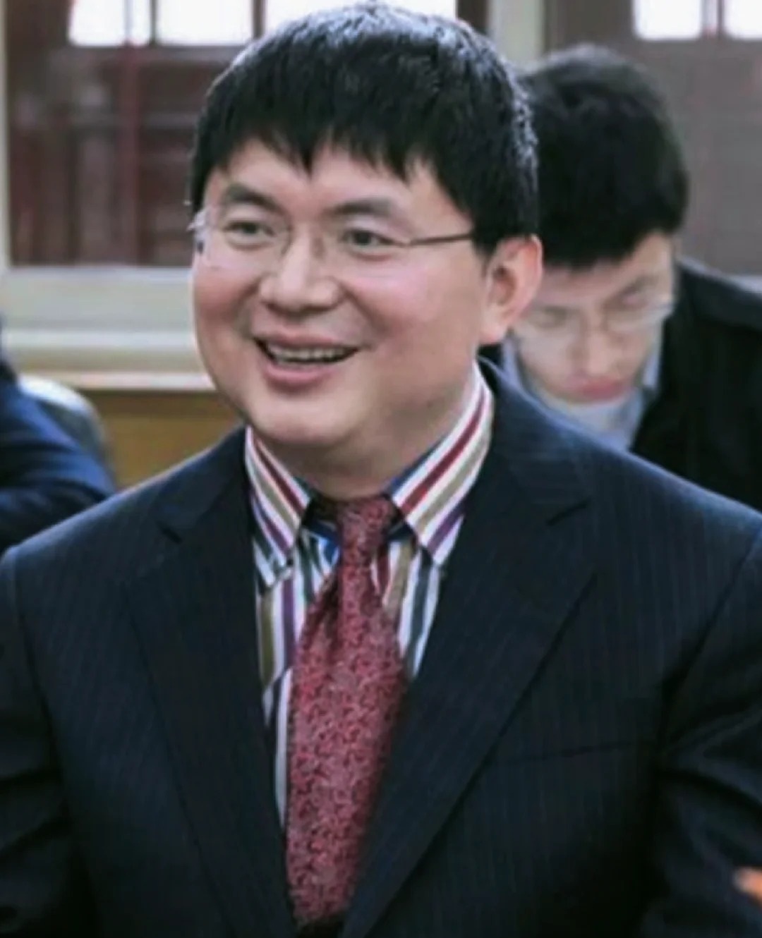 多益网络账号被封禁 传说，还有一个人至少有几十个孩子，那人叫肖建华，被捕之前长期