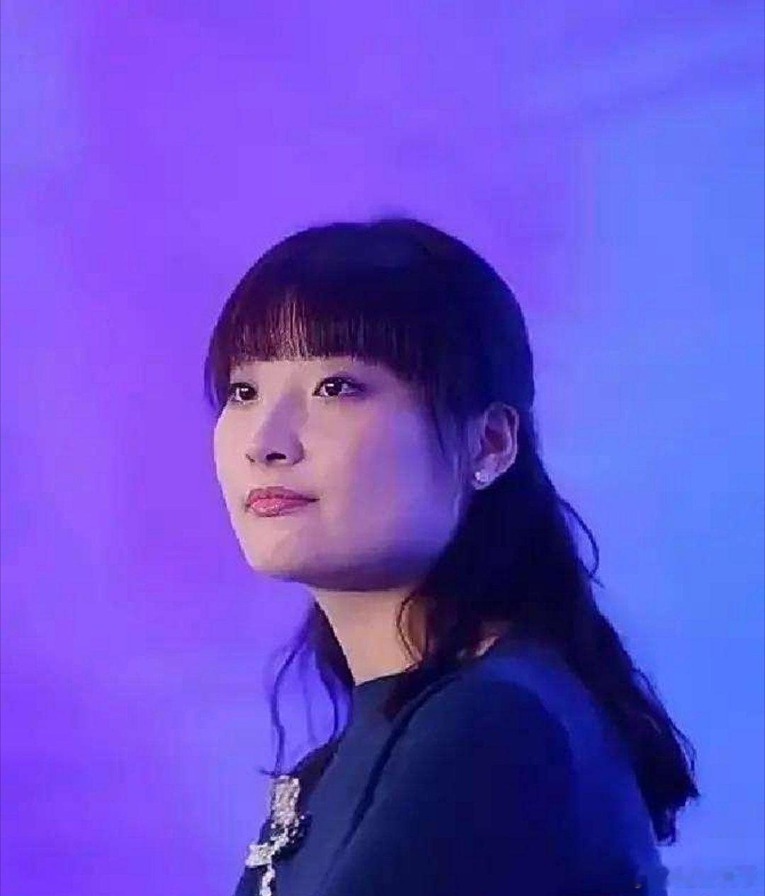 宗馥莉其实早已知晓这场争斗的结局。她清楚 21 亿美元信托资金的设立源自父亲宗庆
