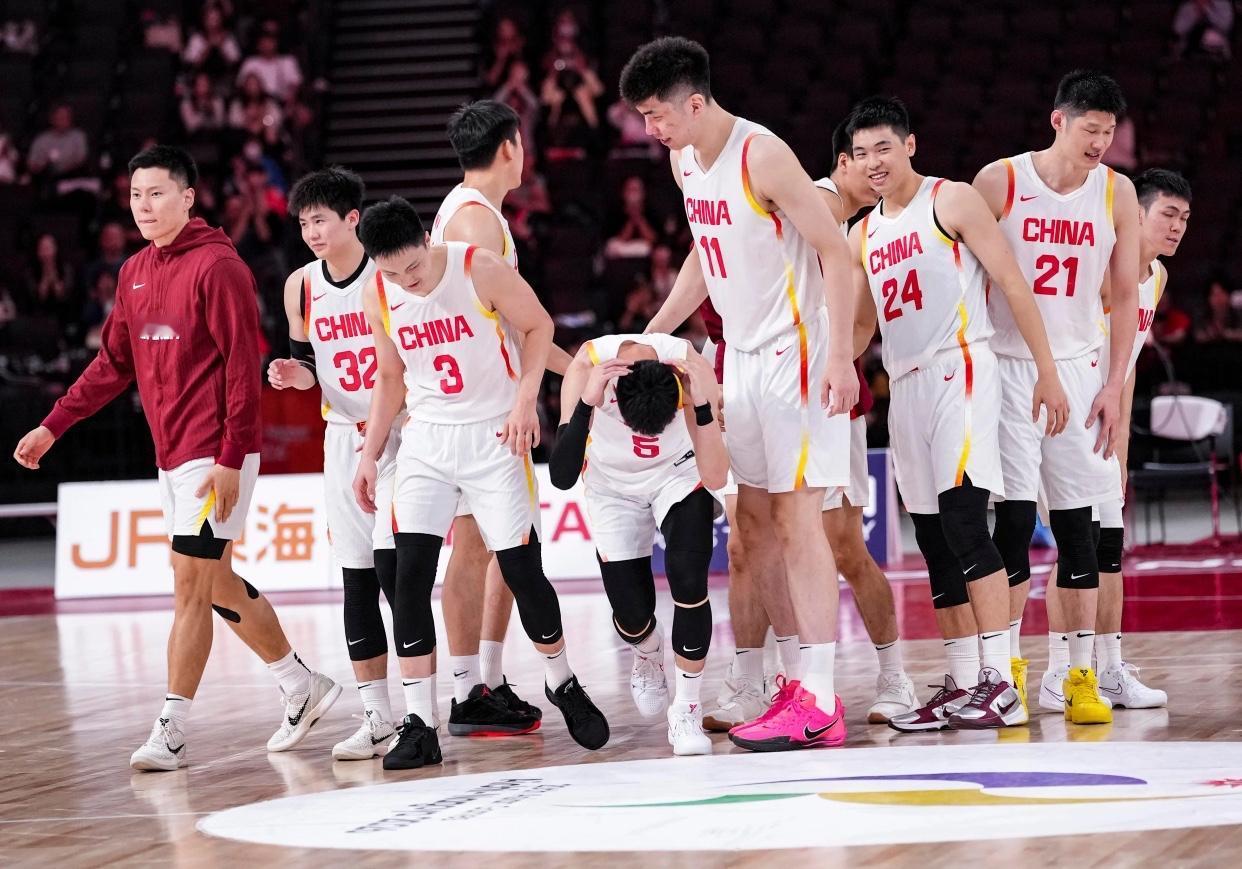 我就搞不懂了，日本男篮明显也是极度想击败我们中国男篮

那为什么只有我们中国男篮