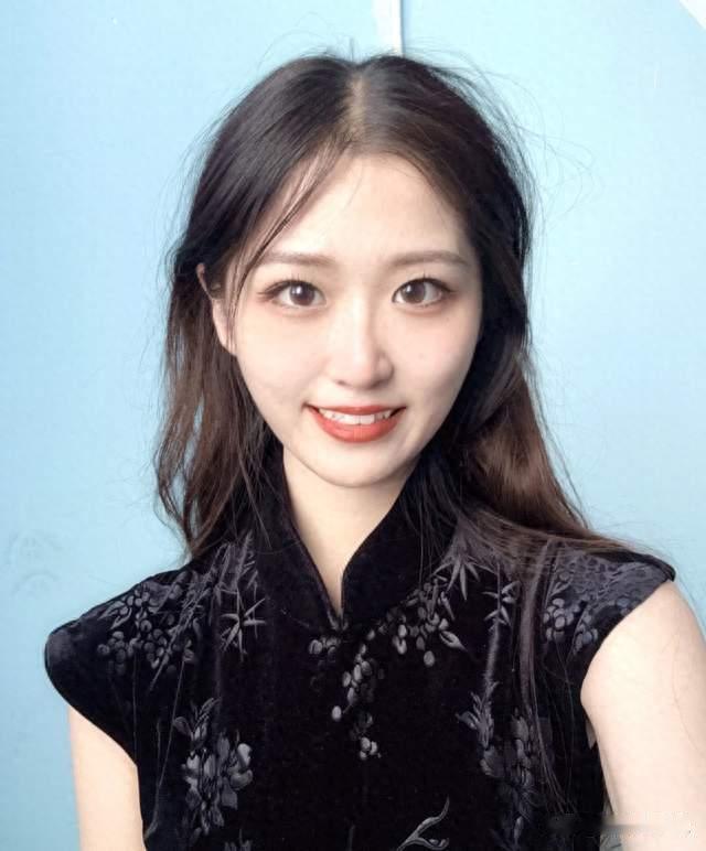 福建医大27岁女博士“悦悦”去世！常熬夜做实验，颜值高且身材好