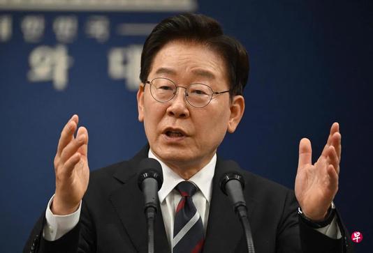 中国大批渔船被韩国军警联手驱离，一艘被扣押！韩联社报道，韩国中部海洋警察厅9月1