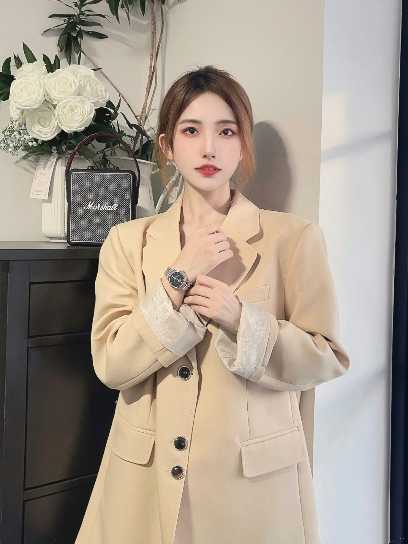 在上海气质美女 ​​​