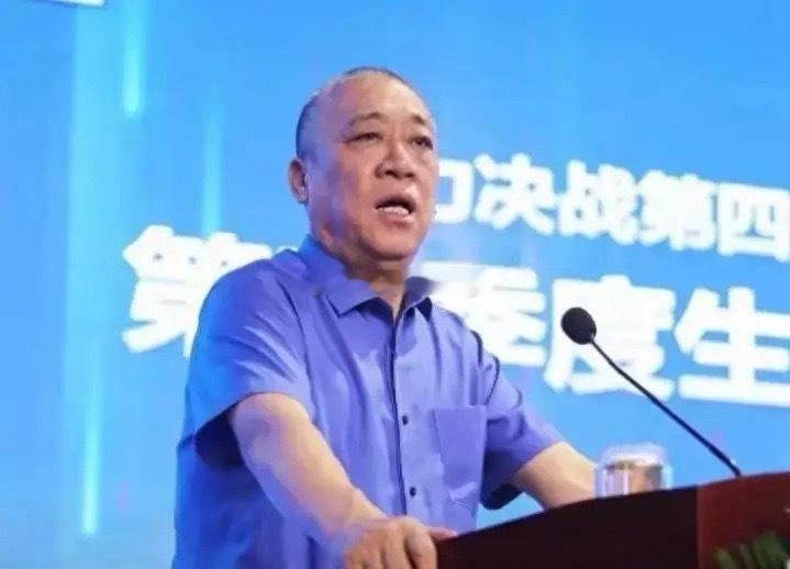 有人问崔培军：赚了这么多，为什么不多做些公益？他大手一挥，直言不讳：公益不是不做