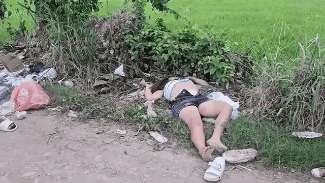 实拍外国“捡尸”现场：女子衣衫不整昏倒迪厅外，疑似被下药没人敢碰！秘鲁近日发生一