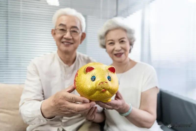 人老了，有钱肯定比没钱好。钱虽不是衡量幸福的唯一标准，却是晚年生活的实在保障。有