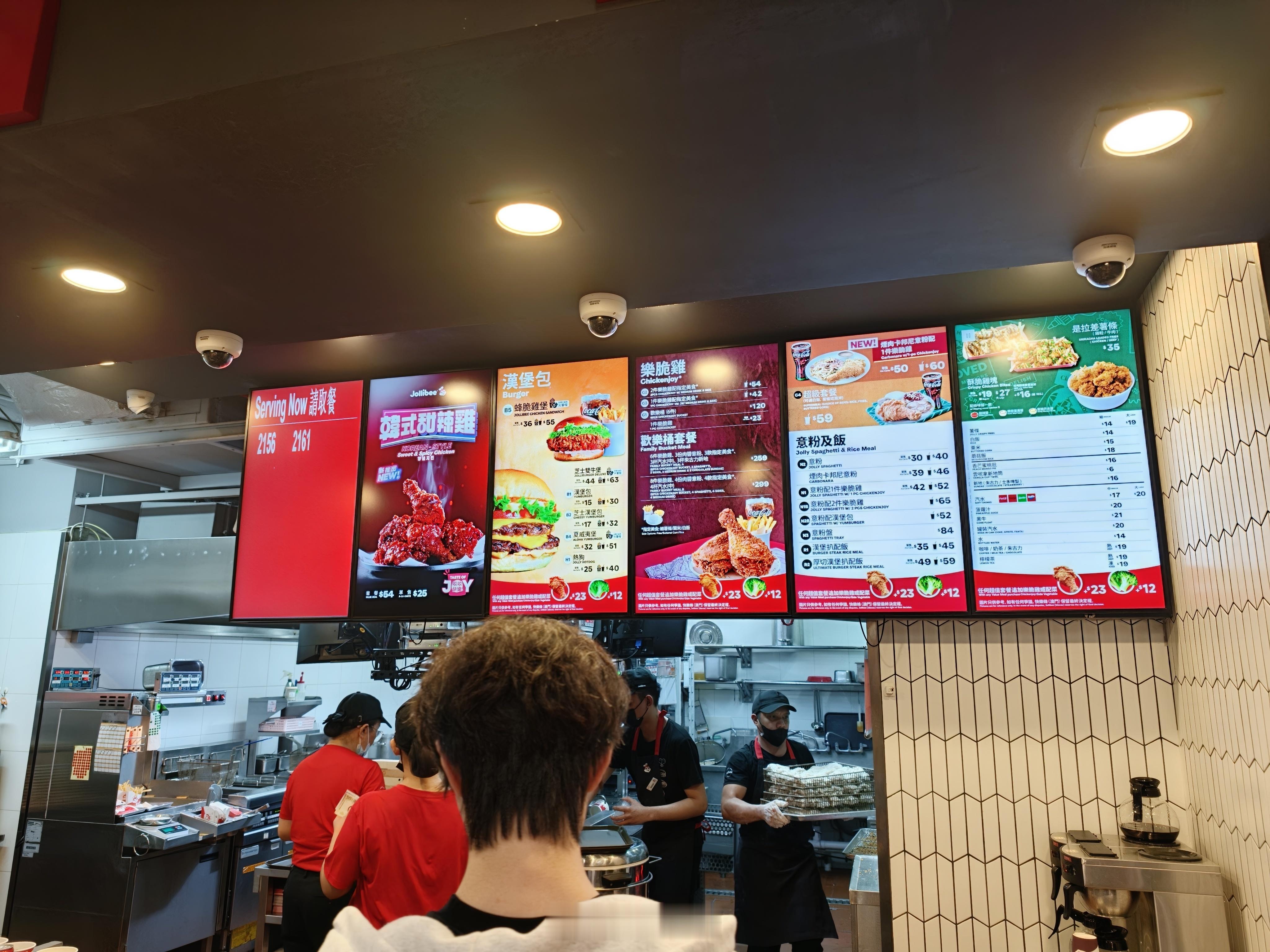 放纵一下，是Jollibee的炸鸡，吃爽了 澳门·Jollibee快乐蜂