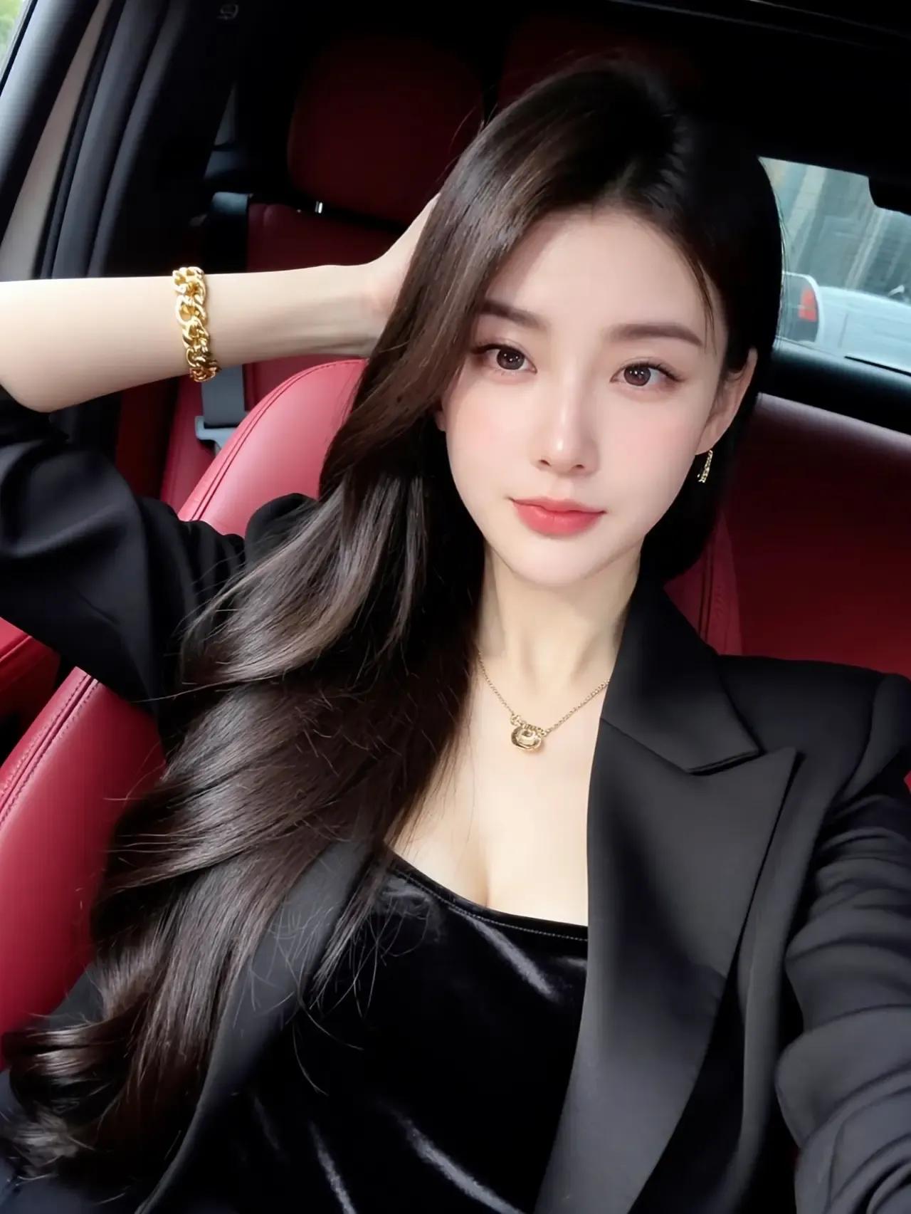 优雅的黑色西装穿搭，车后座上的时尚瞬间💄✨