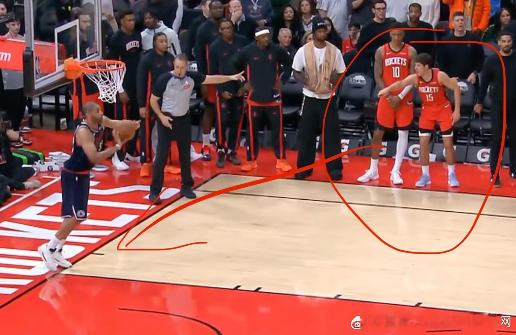 对阵快船，谢泼德防守哈登1分58秒，期间哈登6中2，命中率33.3%，这对于一个