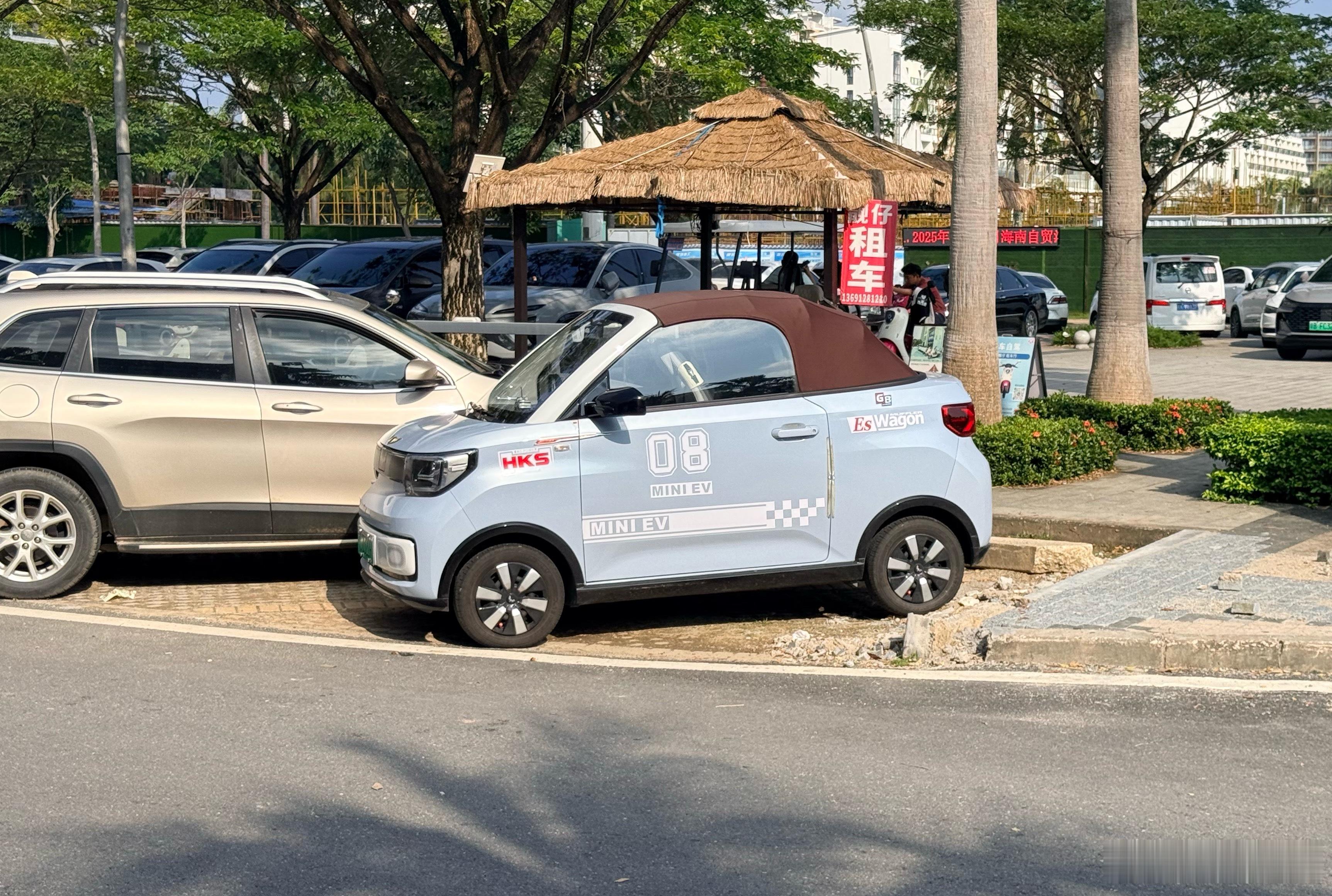 第一次见到活的五菱敞篷 