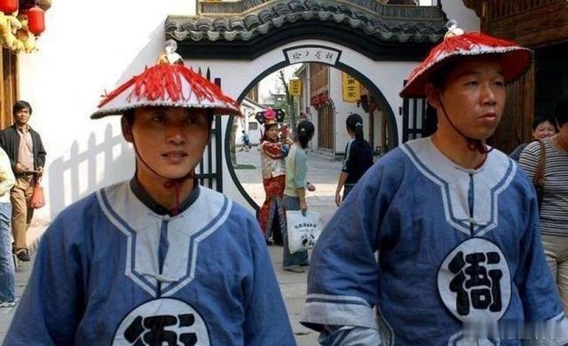慈禧的活人刑具：5岁幼童被养了整整9年，只为每日一刀？你可能在某个深夜刷到过这个