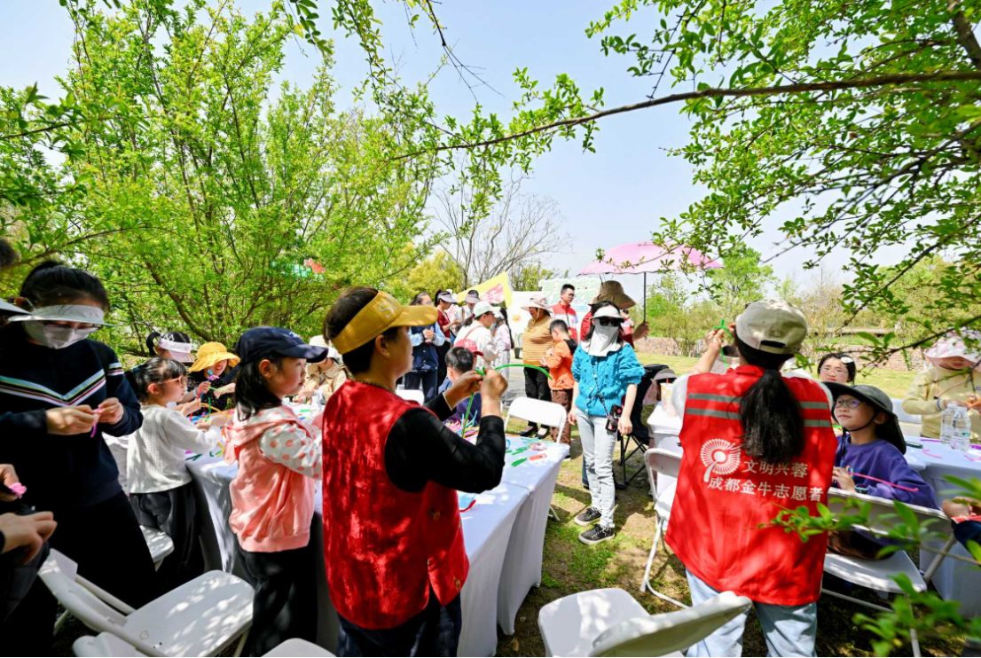 春假绿道有“骑”遇 成都11个区（市）县接力传递文明温度