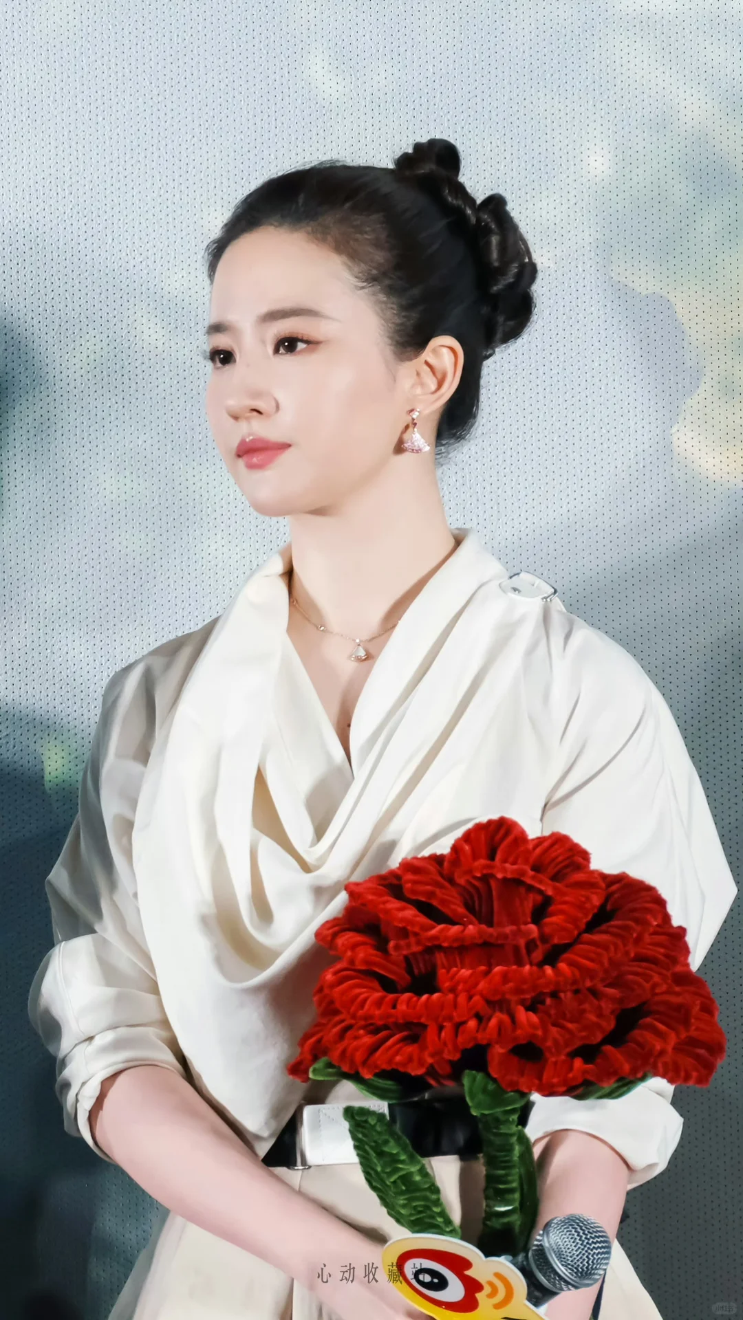 来个人总结下今晚玫瑰战绩