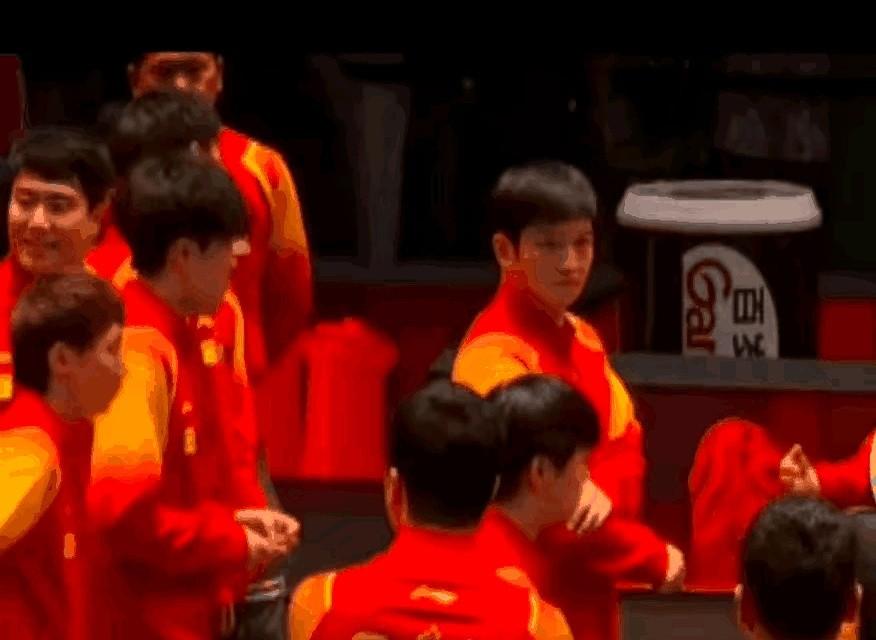 小胖是为了避嫌，还是有意撮合，你看，你仔细看，慢慢品……

谁能想到呢？

有些