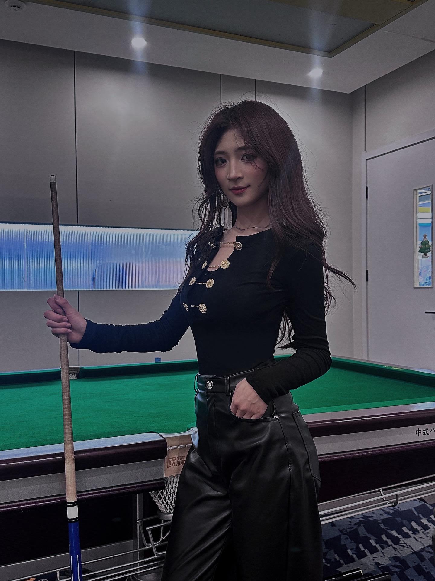 我是真的喜欢你 不说了 先打球了