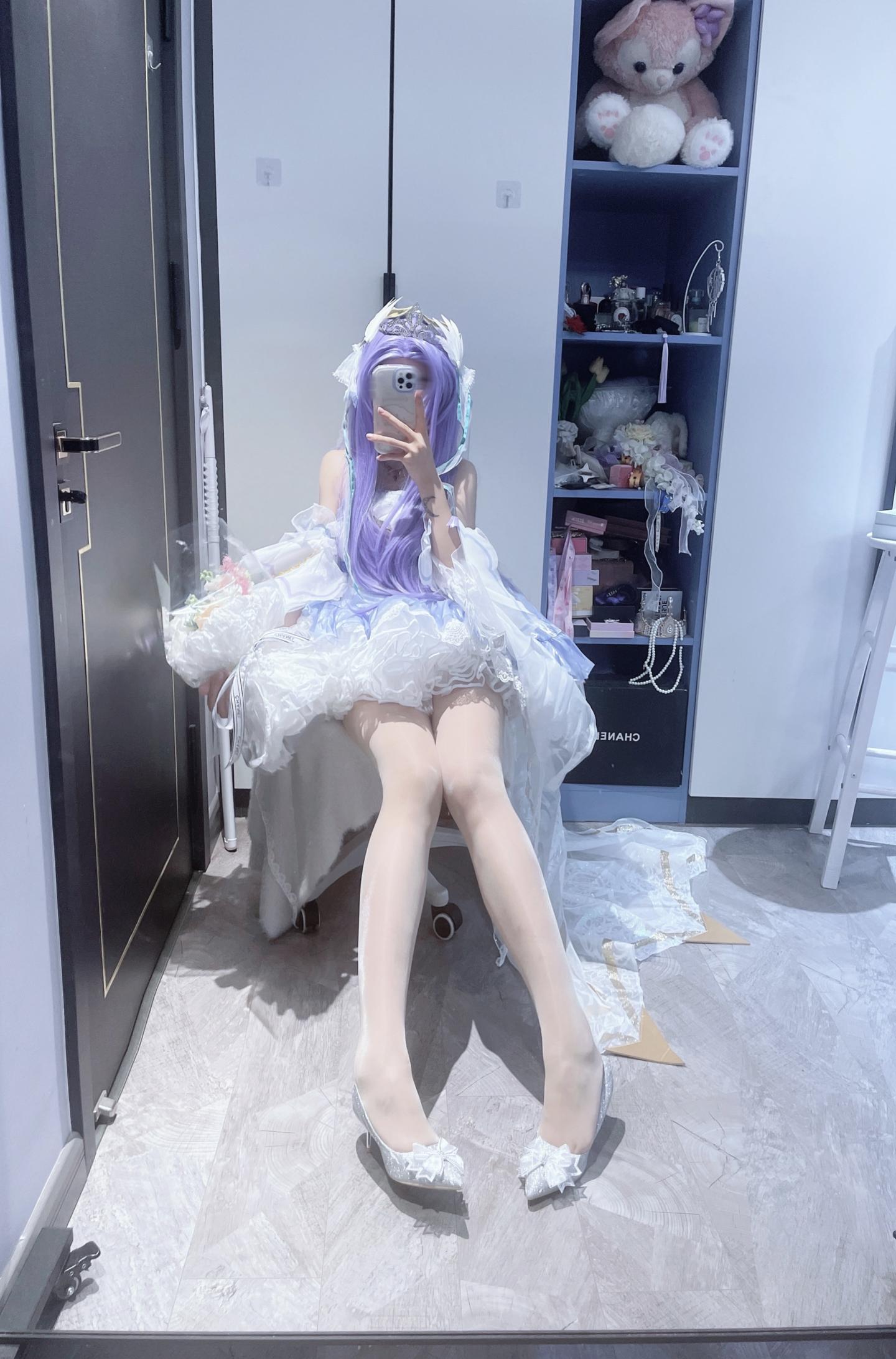 没有爱的人 注定成为笼中鸟。