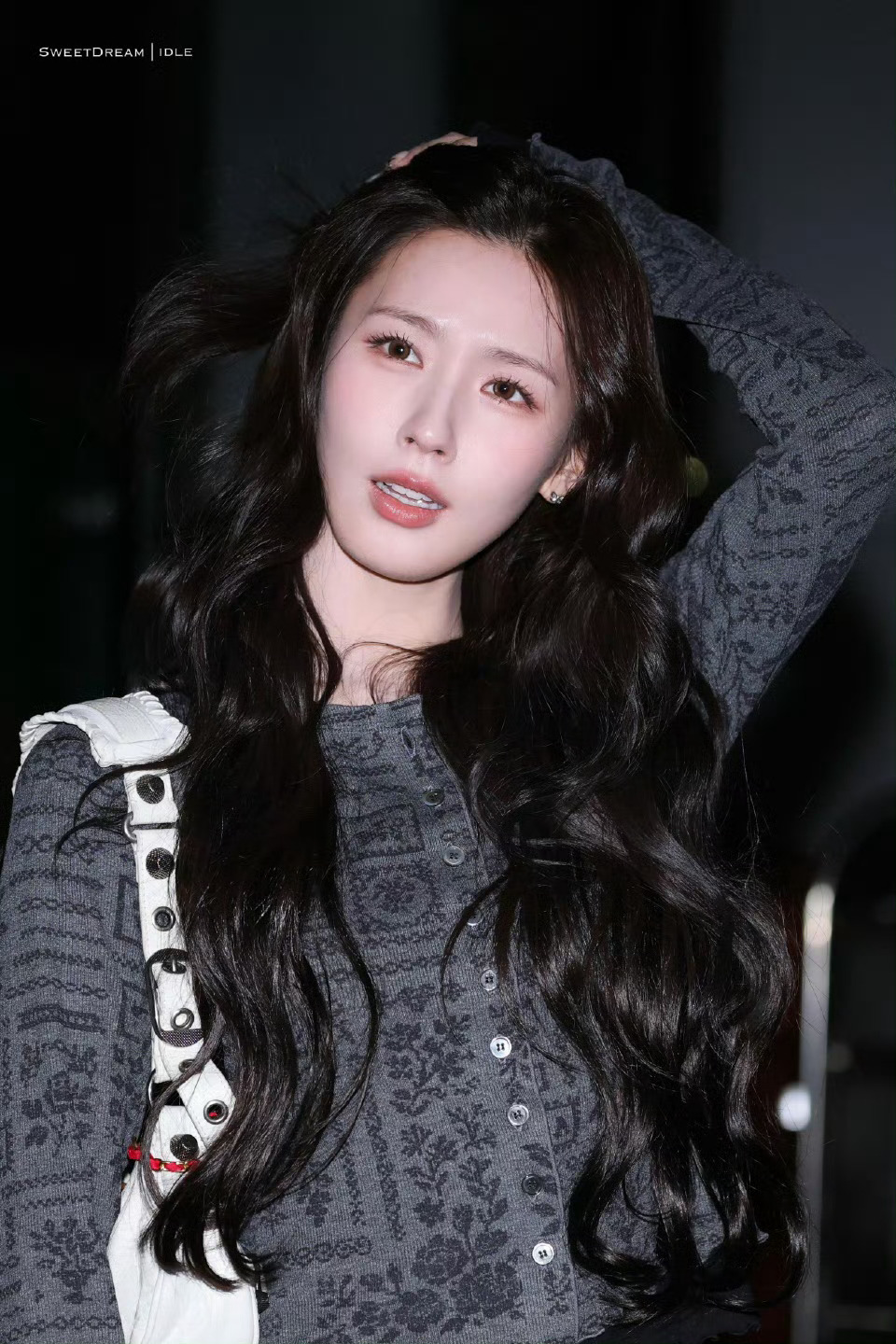 只期待门面主唱赵美延的表现