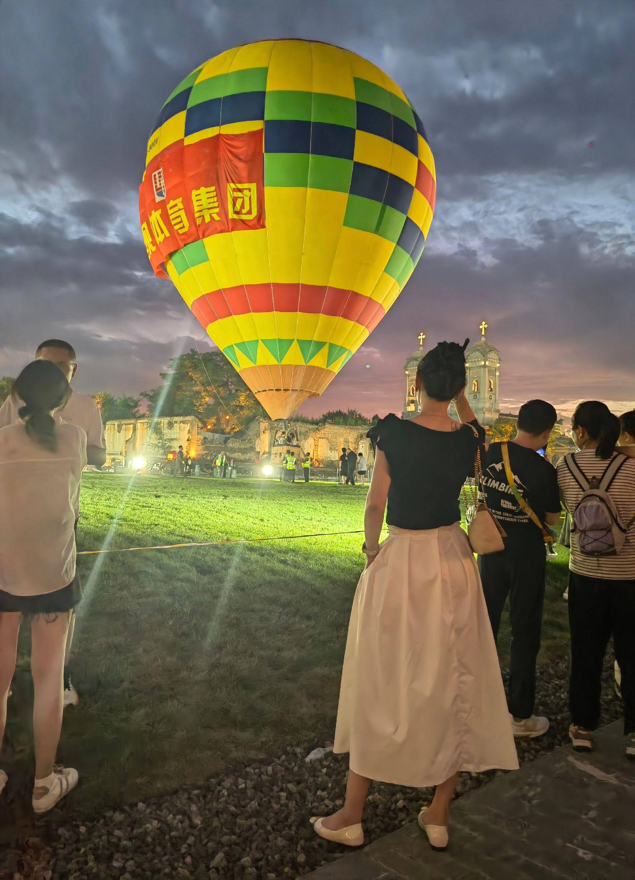 心境胜过年龄，态度胜过容颜，任何状态都不会永远持续， 但无论世界如何变...