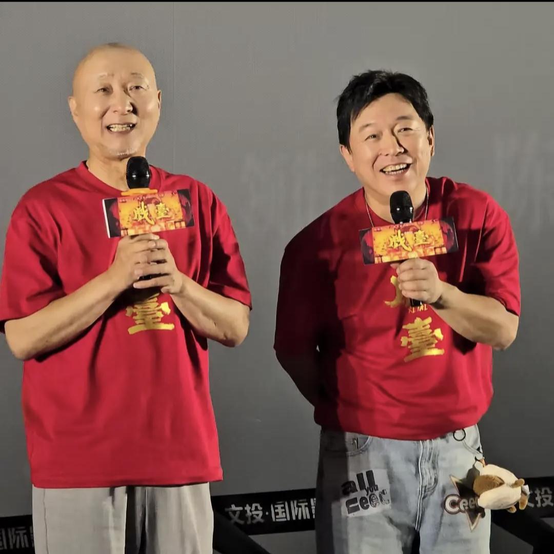 [太阳]2023年，陈佩斯给黄渤打电话，小心翼翼地说:“我筹拍的《戏台》有个角色