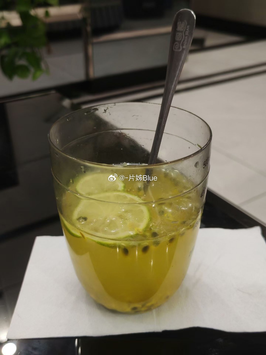 成长最伟大的部分之一在于我们总是在最无畏的状态下昂首挺胸的尽情表述自己而那些未完