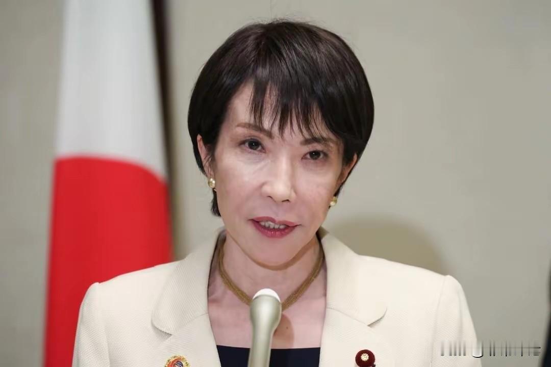 特朗普此次访华之行成效显著，令日本各界倍感紧张。在特朗普启程回国的飞机上，日本首