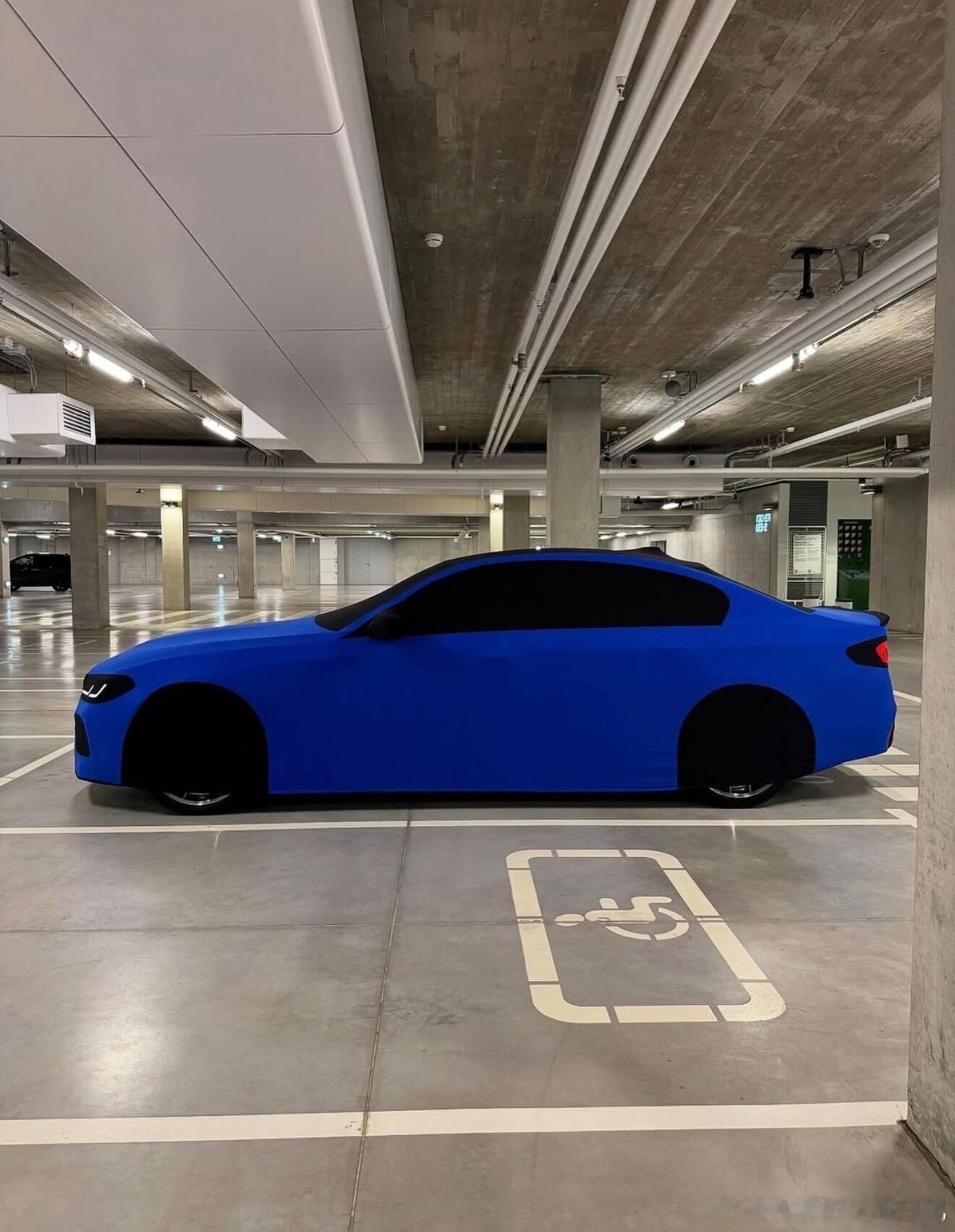 找到了个宝马车罩挺帅的你们平时出远门会给爱车穿车衣吗？ 