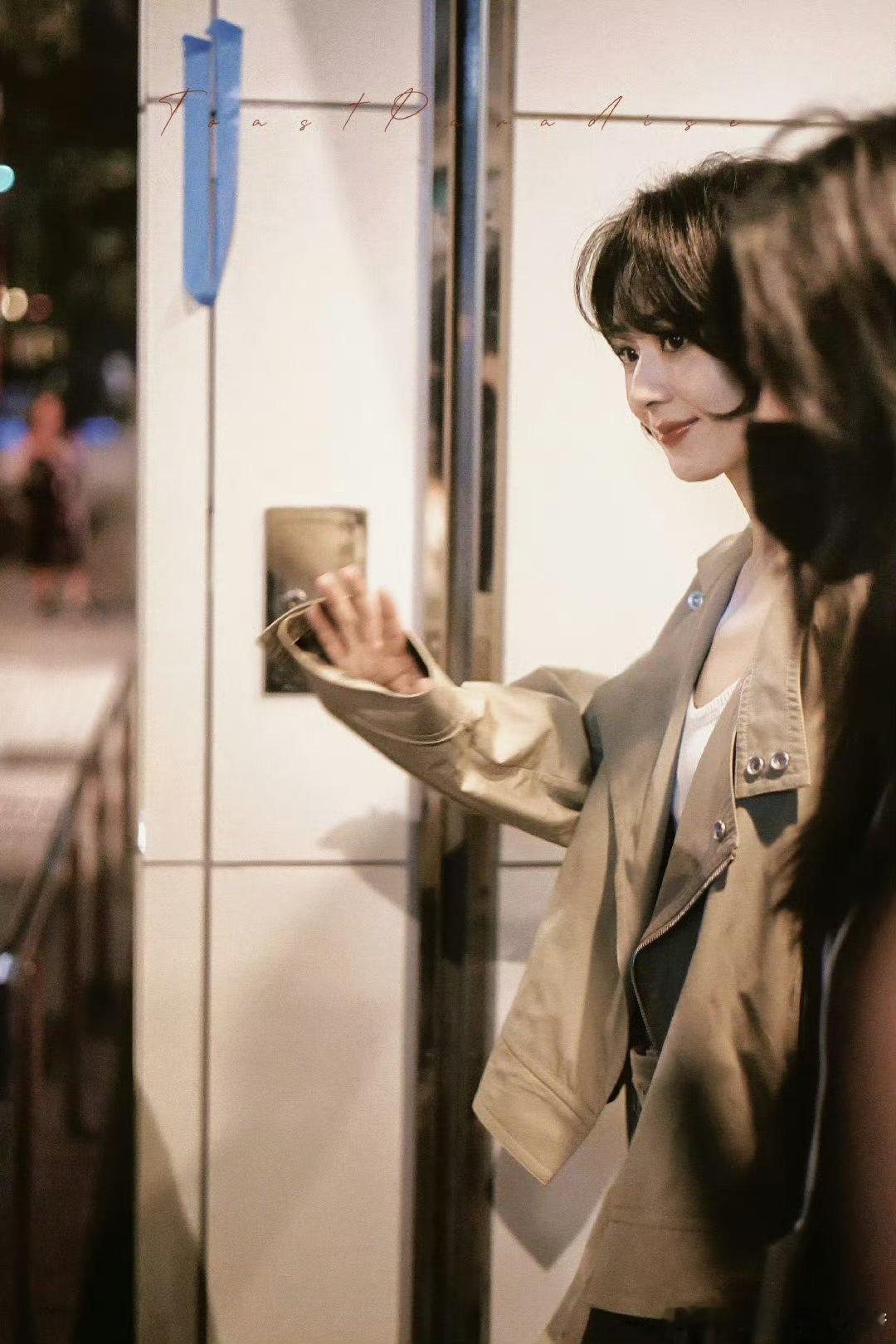 #赵丽颖东京电影节活动人气#赵丽颖东京电影节活动，整个人气质满满[哇][哇][哇