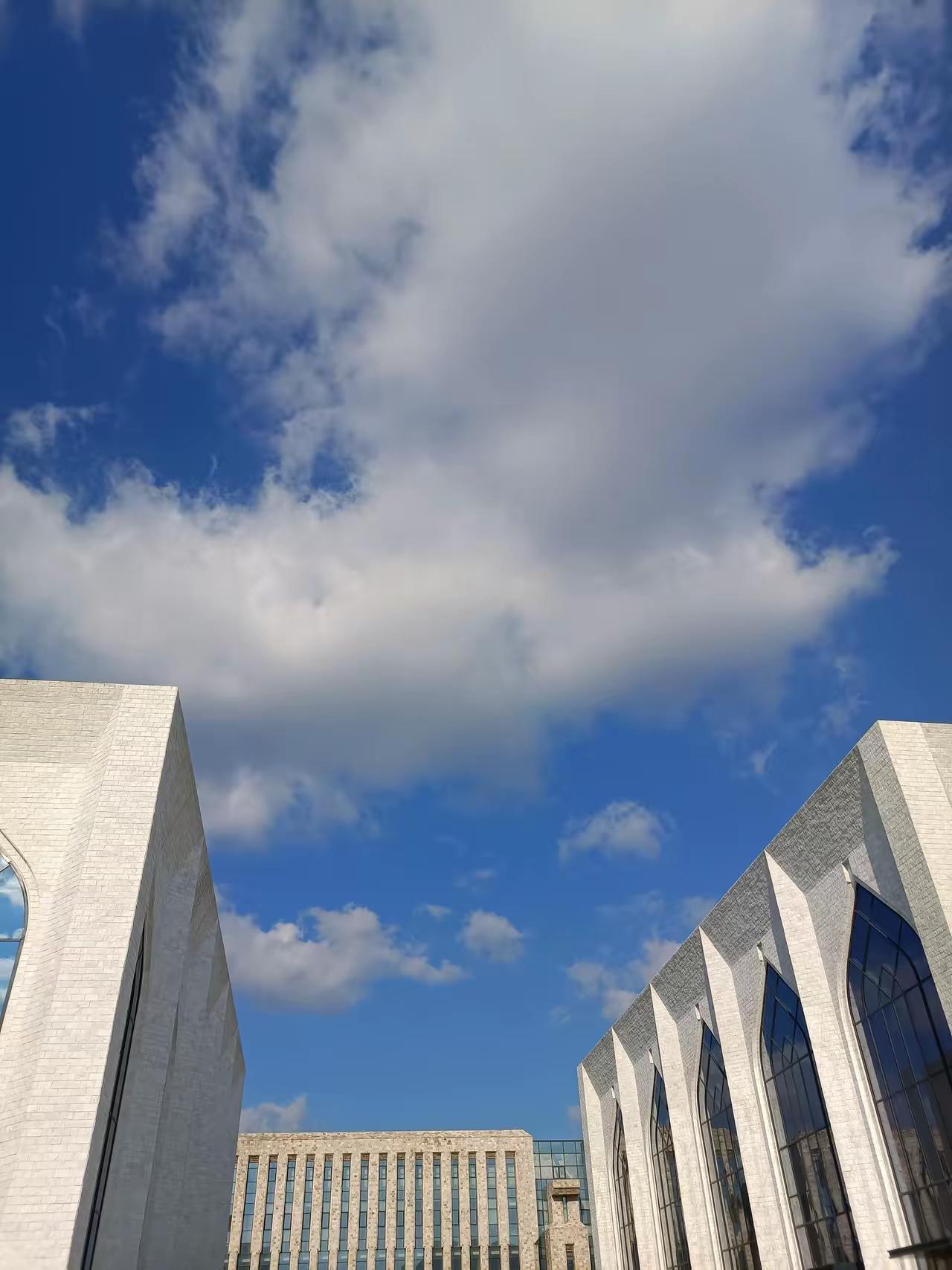 我会先完整保留你提供的原文作为第一段，再以61岁老人的真实生活视角，结合老一辈操