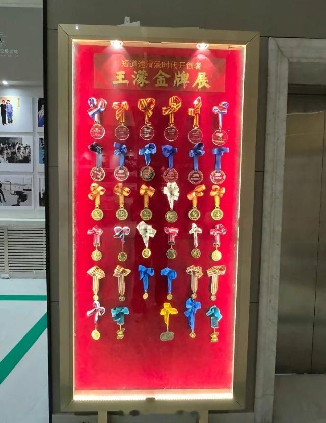 浪姐大众评审现场辱骂奥运冠军王濛要笑亖，🥭你撤rs混淆视听这么迅猛的吗？！！那