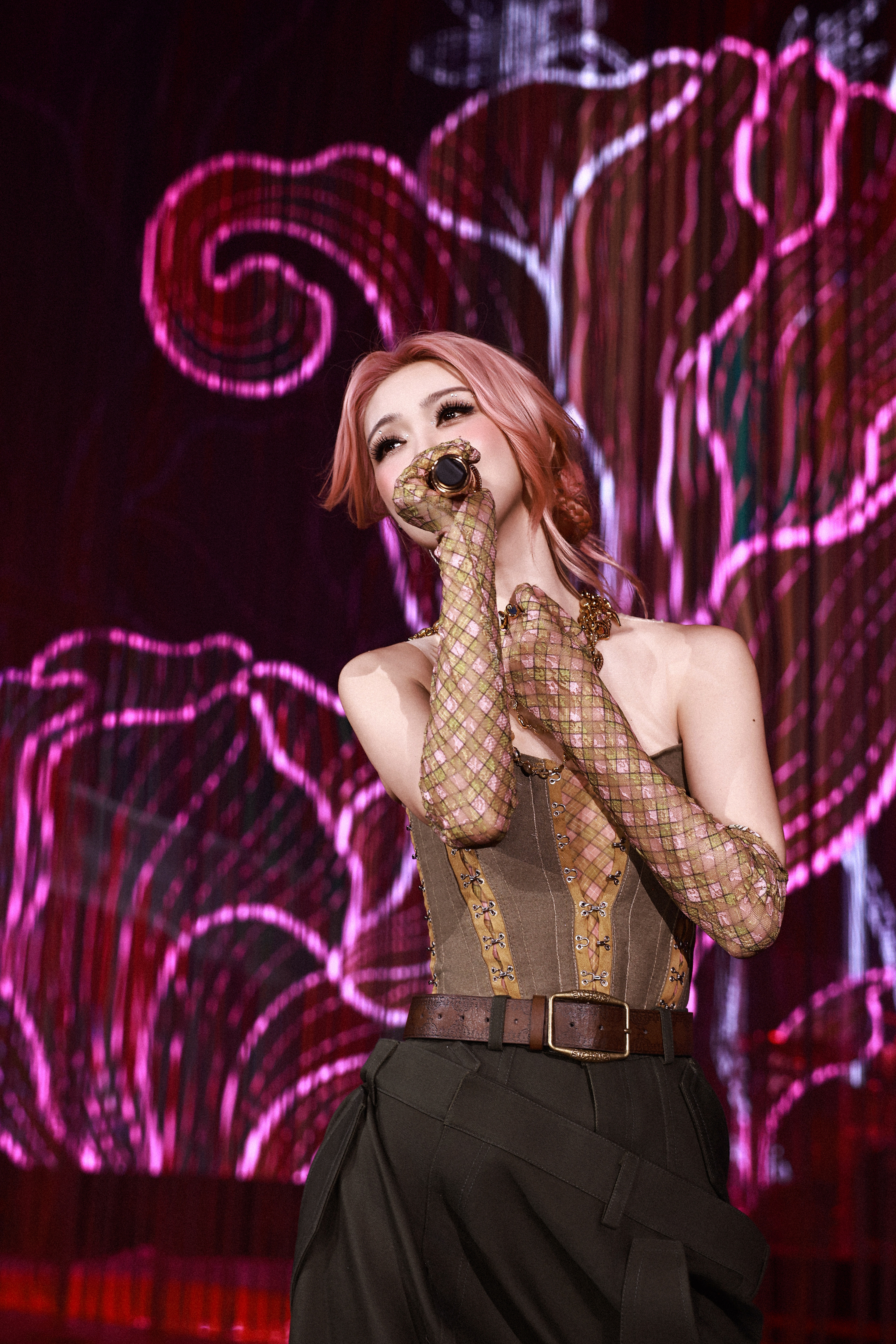 薛凯琪 在复制粘贴的时代，你是手写的诗