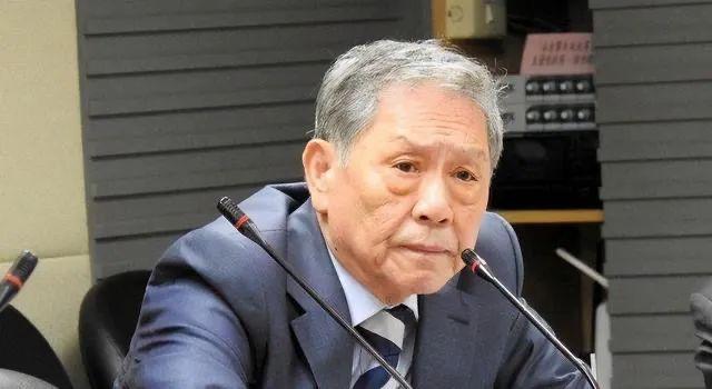 如果九成的台湾人都不支持统一，那解放军统一台湾将没有任何负担！台湾曾有份调研，结