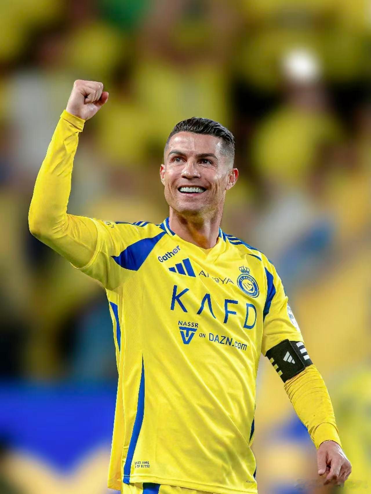 队友说C罗世界杯核心地位不动摇 有人质疑C罗老了？冯特笑而不语，直接甩出三个字：