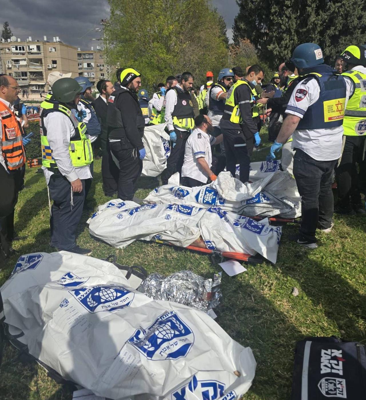 伊朗导弹袭击以色列中部城市贝特谢梅什（位于耶路撒冷附近），2026年3月1日下午