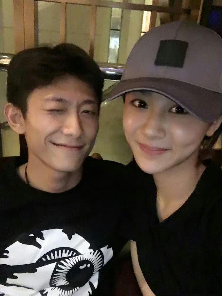 #新浪娱乐[超话]##张一山谈他和杨紫的关系##张一山杨紫VS秦川谢乔# 有一种