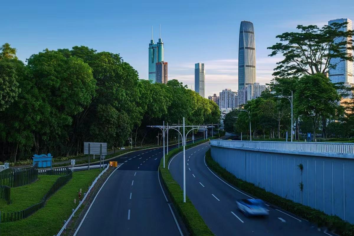 运用互联网技术连接科技成果的供给和需求，可加快知识的传播，更好地实现科技成果转移