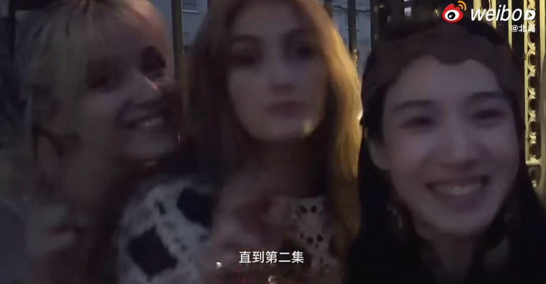 友宝女看不了卢昱晓这段老友之间的牵挂藏在细碎话语里，“她一直在问你特别想见你”，