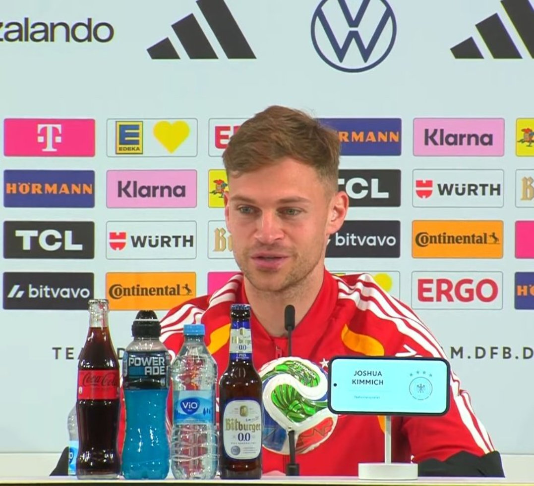 基米希被问及帕夫洛维奇和恩梅查缺阵，他是否能在接下来的比赛中重返中场，他回答说：