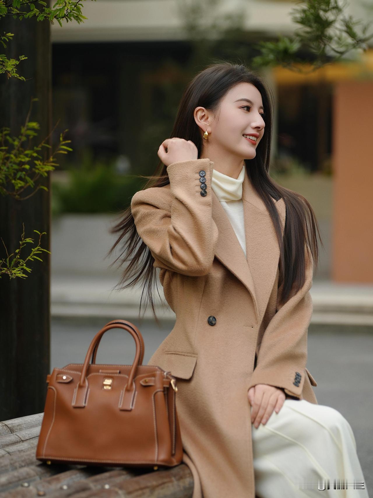 已经🈶秋天的感觉了，手机是拍不出来的[/哭笑]