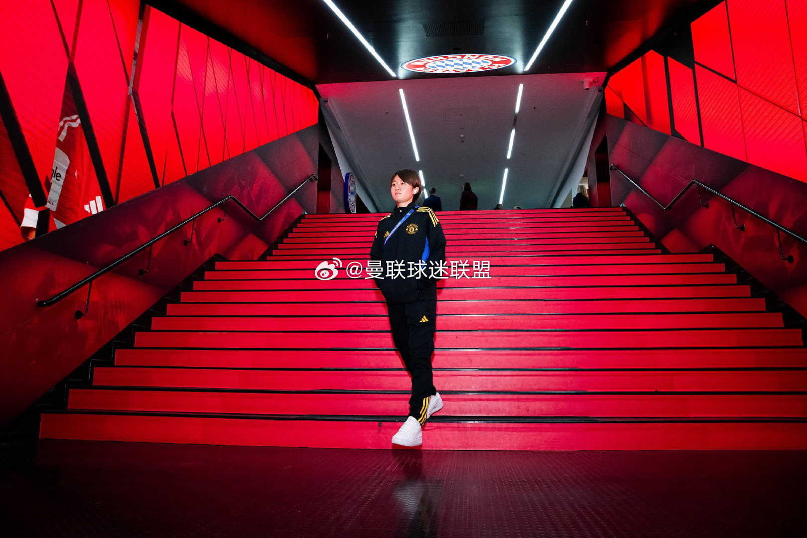 〖26-04-01比赛图〗25-26赛季女足欧冠联赛四分之一决赛次回合：拜仁慕尼