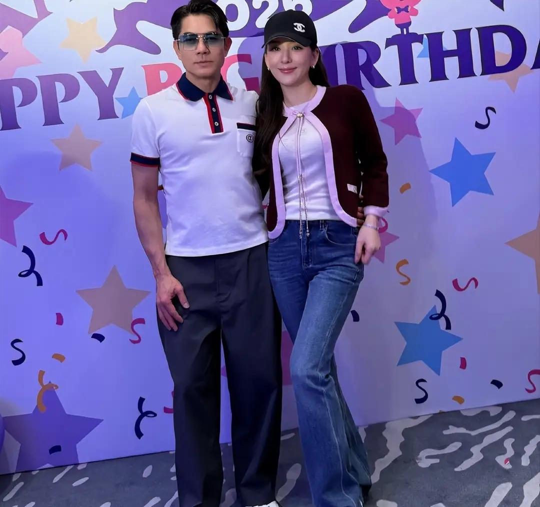 100万坐月子没有白花啊！方媛生三胎女儿后首次亮相老公郭富城60岁的生日宴会上，