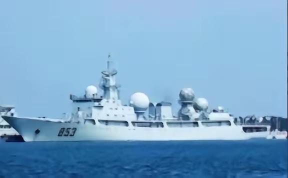 中国815电子侦察船，为何各国不能攻击它
这船看着没火力，就两门小炮，跑得也慢，