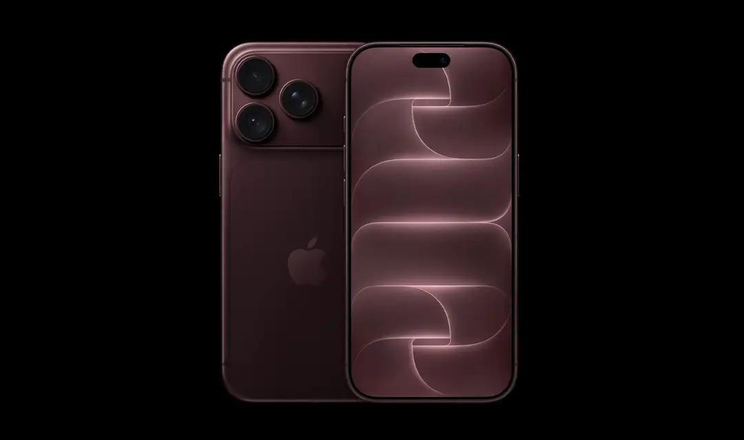 9月18日，iPhone 18 Pro 系列正式开售。起售价 9999 元，比上