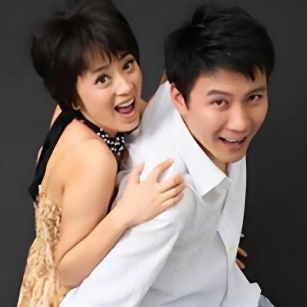 娱乐圈这对姐弟恋太好嗑！
赵峥谢润携手19年零绯闻，把日子过成老友茶话会般安稳。