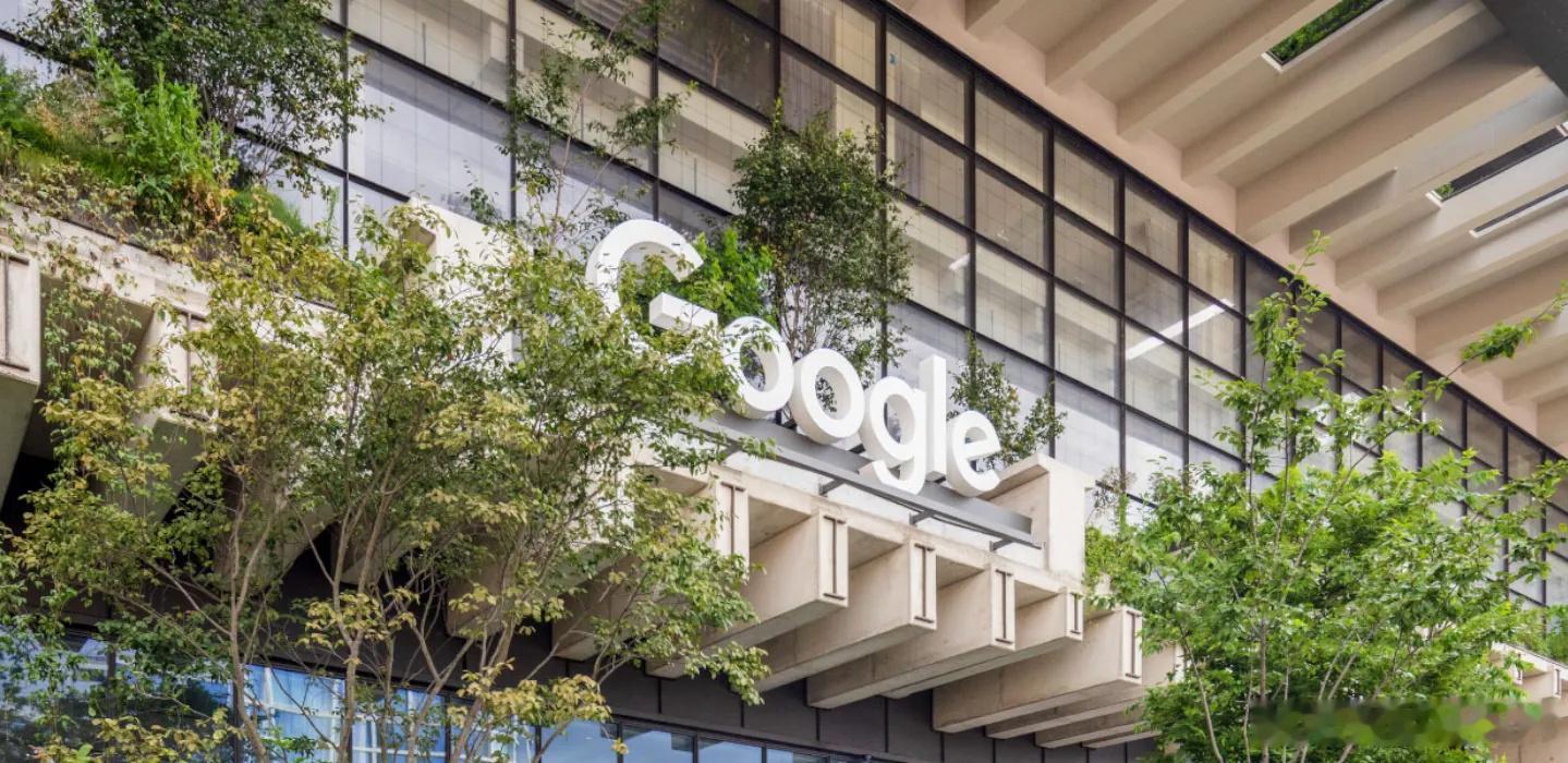 据路透社报道，欧盟监管机构表示，为遵守欧盟限制大型科技公司影响力的相关规定，Al